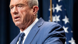 Painel de vacinas de Kennedy estreia nos EUA sob críticas por estudo inexistente