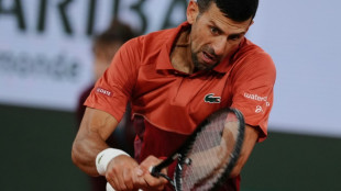 Djokovic untroubled at French Open as fans hit by alcohol ban 