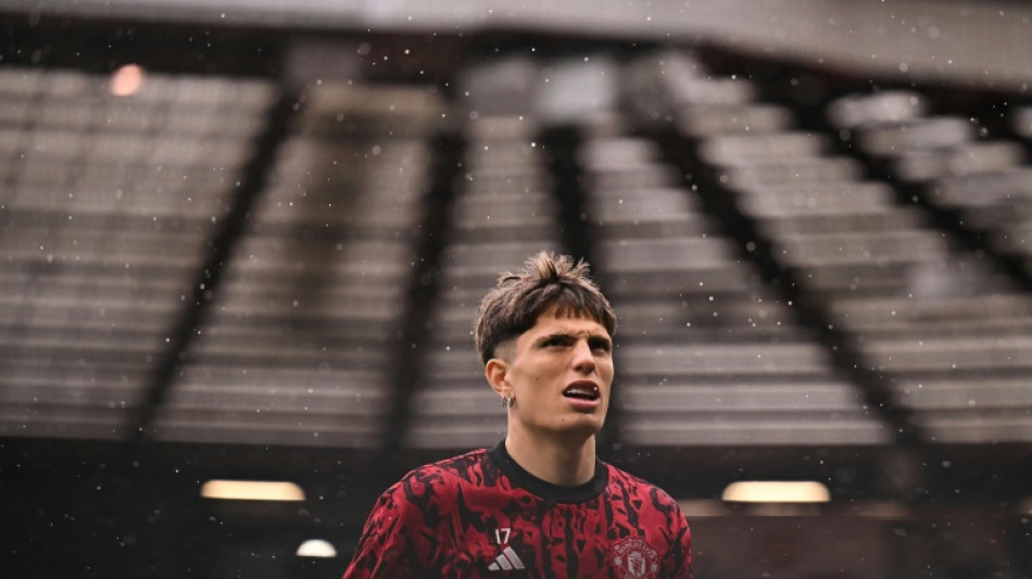 Garnacho n&atilde;o ser&aacute; punido por mensagem com emoji de macaco nas redes