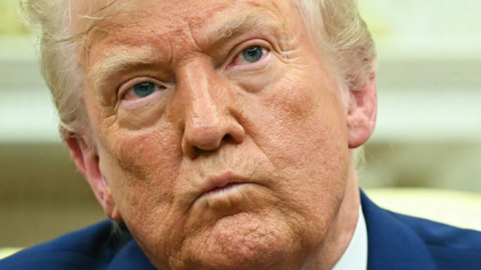Zus&auml;tzliche US-Z&ouml;lle f&uuml;r die EU und China treten in Kraft - B&ouml;rsenkurse brechen ein