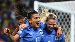 Foot: Le Sommer "m&eacute;rite beaucoup mieux qu'un simple appel de quelques minutes", d&eacute;plore Kenza Dali