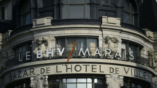 BHV Marais: le rez-de-chauss&eacute;e rouvre, la direction salue une "&eacute;tape majeure" de la relance