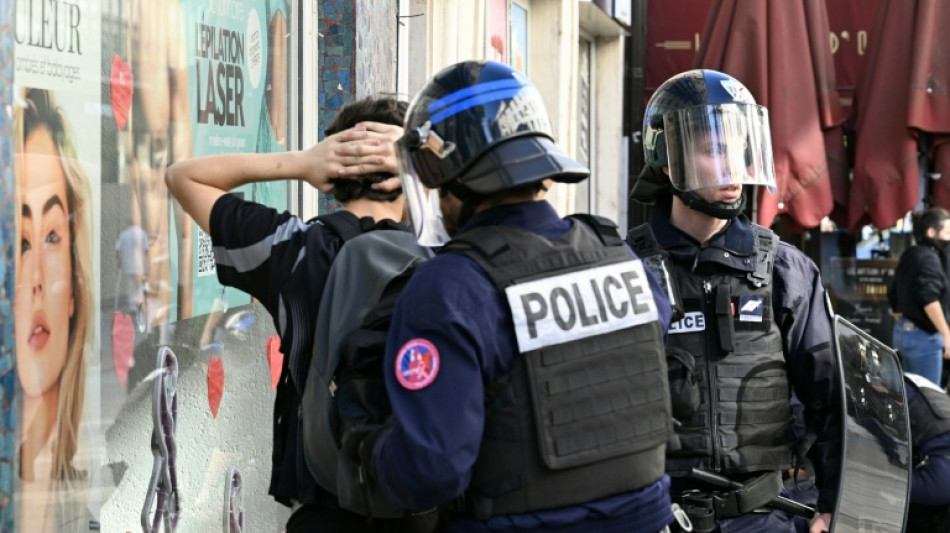 Tens of thousands expected in Paris for high school protests
