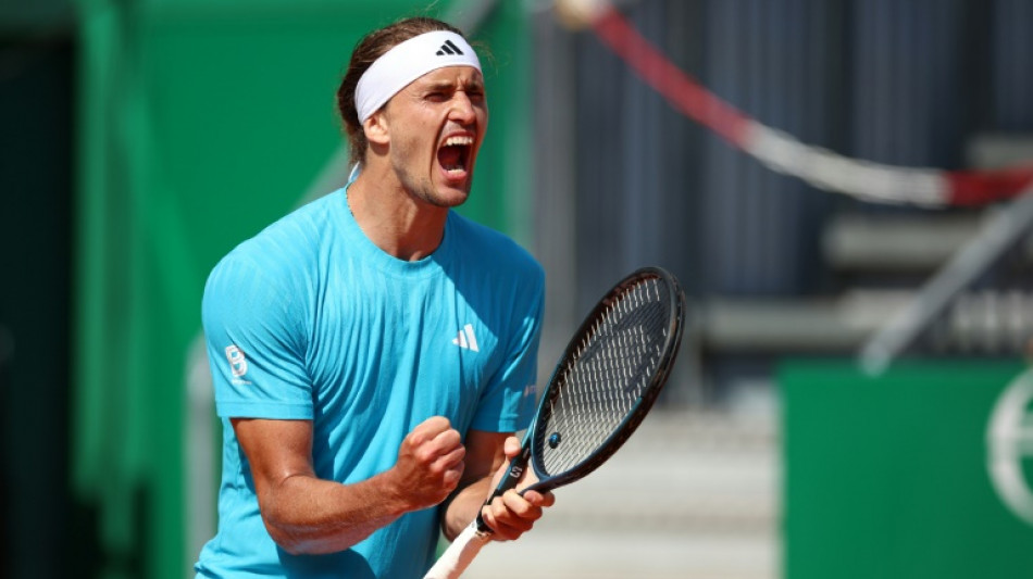 Monte-Carlo: Zverev passe dans la douleur, Vacherot assure et Medvedev d&eacute;goupille