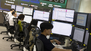 Borsa: l'Asia chiude in calo e guarda al Medio Oriente