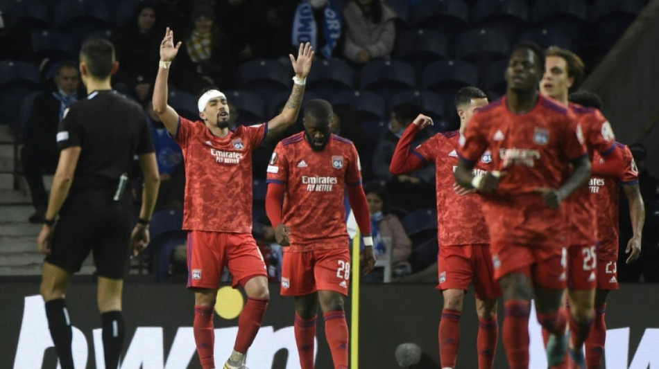 C3: Lyon se rapproche des quarts &agrave; Porto, le B&eacute;tis s'en &eacute;loigne, d&eacute;fait &agrave; domicile