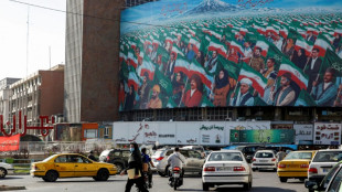 Estudiantes protestan tras la represi&oacute;n contra escolares en Ir&aacute;n