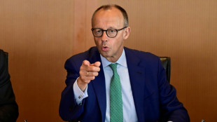 Chanceler alemão Merz visita Londres para discutir imigração e defesa