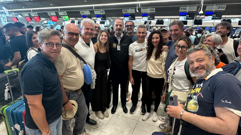 Partito da Bangkok charter organizzato da Farnesina con 360 italiani