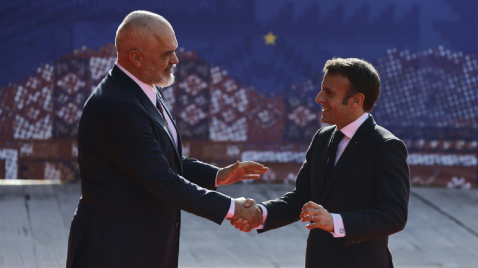 La UE quiere estrechar lazos con los pa&iacute;ses balc&aacute;nicos occidentales frente a Mosc&uacute;