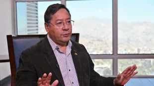 Governo e empres&aacute;rios assinam acordo para resolver escassez de combust&iacute;veis e d&oacute;lares na Bol&iacute;via