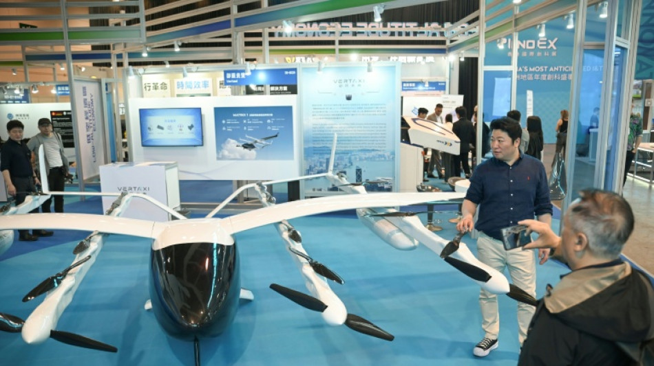 El sueño de los "taxis voladores" sigue vivo pese a los reveses