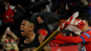 Com 2 de Savinho, Girona vence Rayo e retoma vice-lideran&ccedil;a do Espanhol