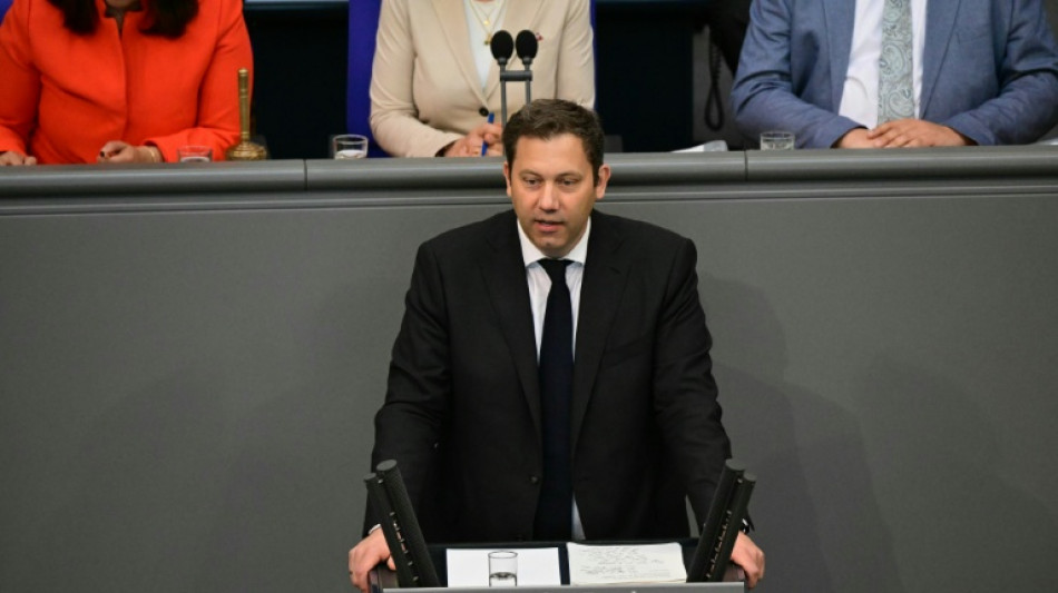 "Investitionsbooster": Klingbeil wirbt f&uuml;r "gr&ouml;&szlig;te Modernisierung unseres Landes"