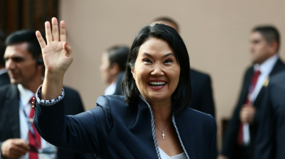 Keiko Fujimori asume presidencia de Per&uacute; y anuncia que militares liderar&aacute;n lucha contra el crimen