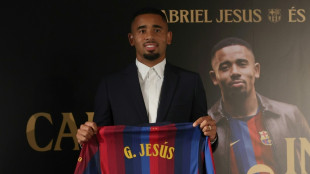 Barcelona oficializa contrata&ccedil;&atilde;o de Gabriel Jesus