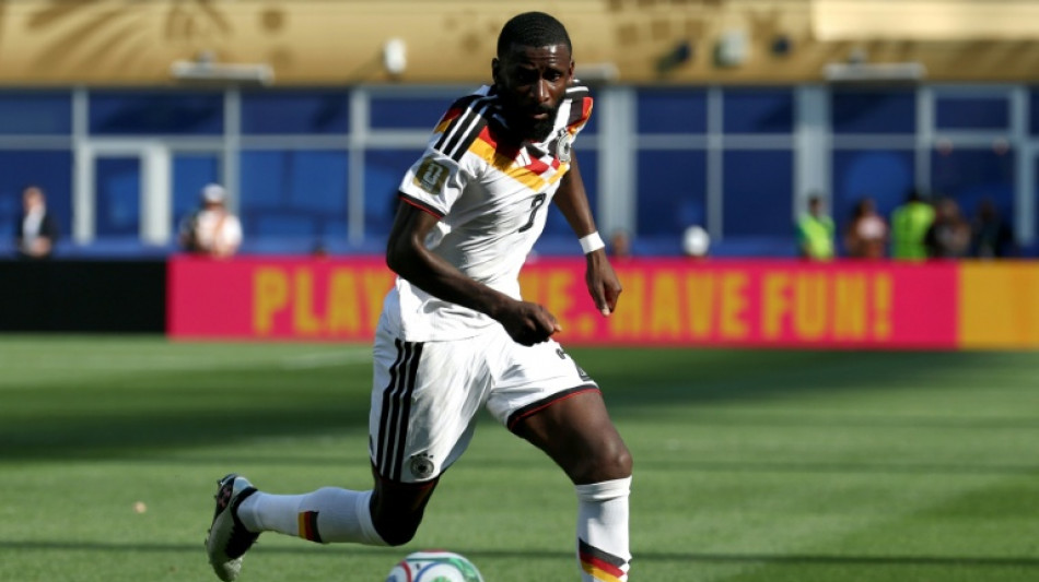 Zagueiro Antonio R&uuml;diger anuncia aposentadoria da sele&ccedil;&atilde;o alem&atilde;