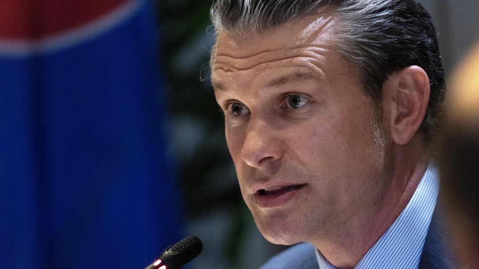 Hegseth, 'gli Usa tornati nell'Indo-Pacifico per restarci'
