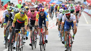 Soupe snatches Vuelta stage seven win, Martinez still leads