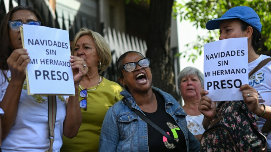 'Natal sem meu filho preso!': familiares exigem liberta&ccedil;&atilde;o dos detidos em protestos na Venezuela