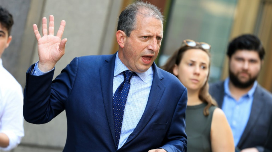 Liberan a candidato a alcaldía de Nueva York, retenido por intentar impedir expulsión de un inmigrante