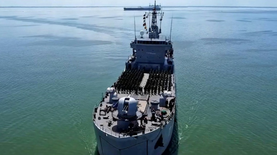 Venezuela condena "incursi&oacute;n ilegal" de cazas de EEUU 