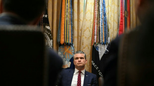 Hegseth: EUA está 'apenas começando' ataques contra supostas lanchas do narcotráfico