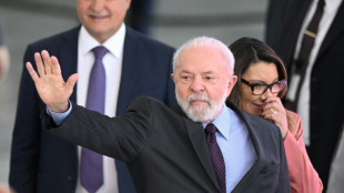 BC prepara corte de taxa de juros, inalterada no &uacute;ltimo ano