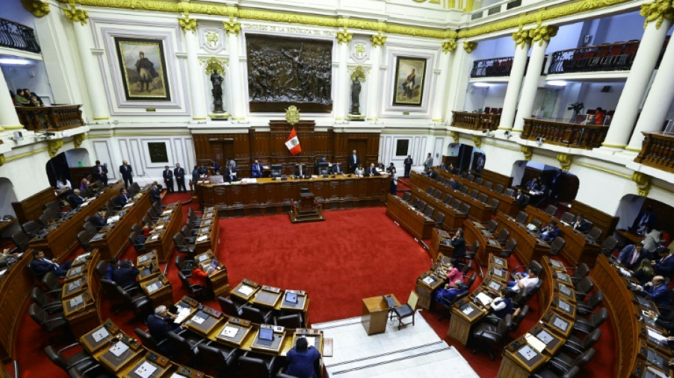 El Congreso de Perú aprueba una amnistía a militares procesados por crímenes de DDHH en el conflicto