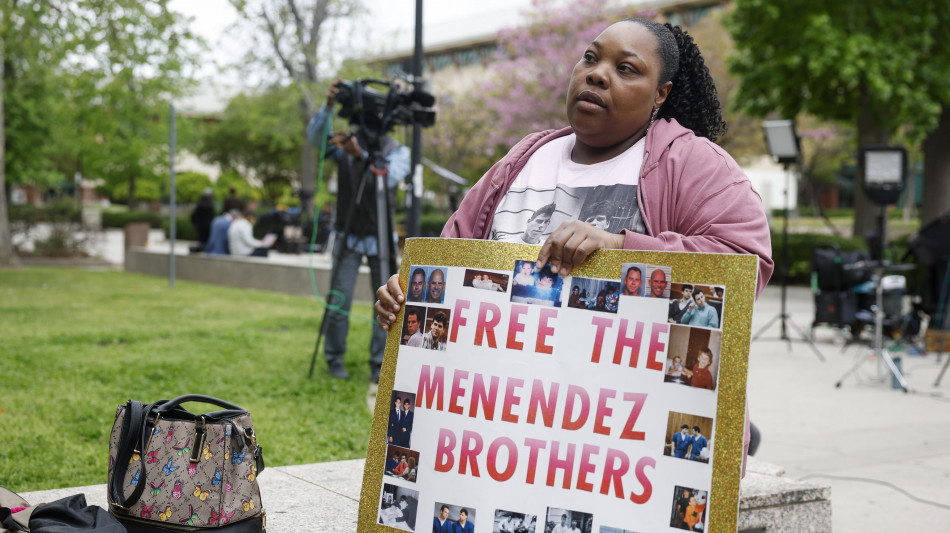 Usa, nuovo rinvio nel caso dei fratelli Menendez