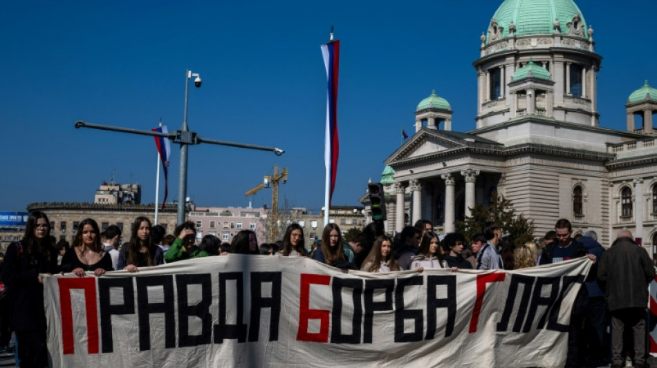 Serbiens Parlament verabschiedet Gesetz zur Senkung von Studiengeb&uuml;hren