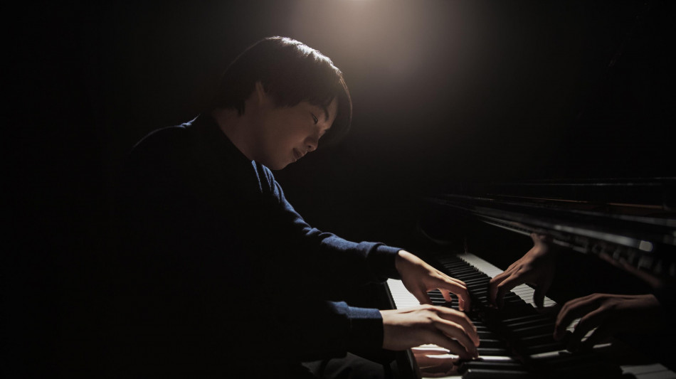 Da Beethoven a Alban Berg, a Roma il pianista Mao Fujita