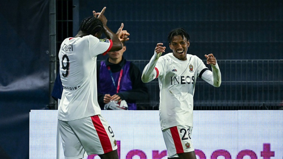 Unbeaten Nice move back to the top of Ligue 1