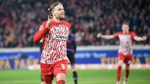 'Panicky' Bayern held in Freiburg to boost Leverkusen title hopes