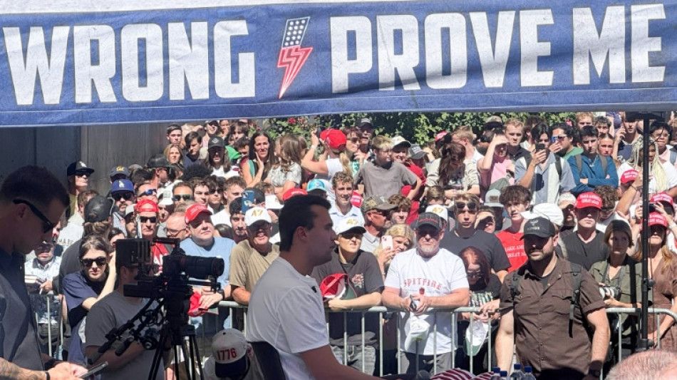 Grande opera&ccedil;&atilde;o policial em Utah busca assassino de ativista conservador