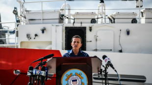 EEUU prevé suspender búsqueda de naúfragos en las costas de Florida tras hallar cinco cuerpos