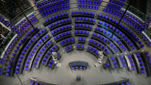 Werben um Zustimmung f&uuml;r Schuldenpaket - Abweichler im Bundestag erwartet