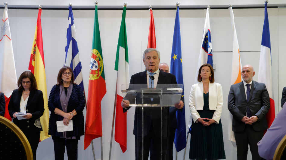 Tajani, nei prossimi giorni sar&ograve; a Beirut, sosteniamo la stabilit&agrave; del Libano