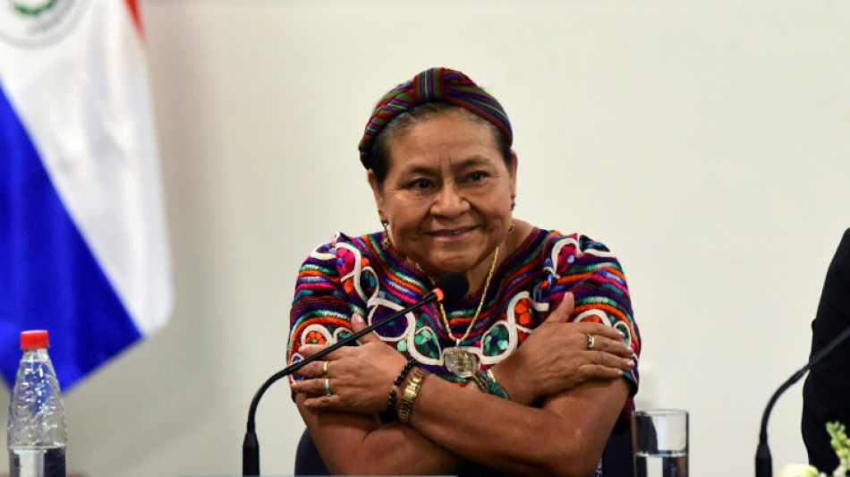 La premio nobel Rigoberta Menchú se naturaliza mexicana