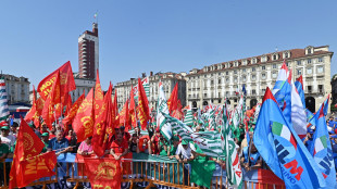 Firmato contratto dei metalmeccanici, aumento medio 205 euro