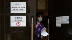 Un brote de covid en Hong Kong expone fallos de su estricto sistema de cuarentena