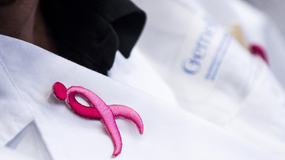 Tumore del seno, quasi 9 donne su 10 vivono a 5 anni dalla diagnosi grazie a screening