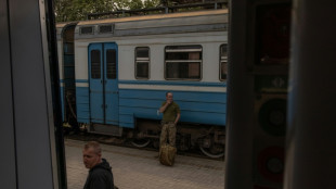 Russland greift Bahnstrecken in der Ukraine an - Zug nach Polen getroffen