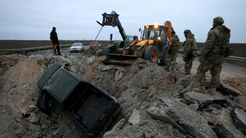 Ukraine: Zelensky accuse les Russes "d'atrocit&eacute;s" &agrave; Kherson