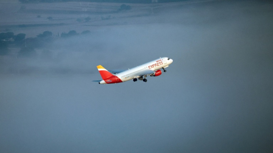 Pasajeros de un vuelo de Iberia encuentran un mensaje de "Free Palestine" en bandejas de comida kosher