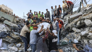 Colapso de edificio en Gaza deja 20 muertos y decenas de desaparecidos