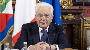 Mattarella, sofferenza di un bambino è sconfitta di una comunità