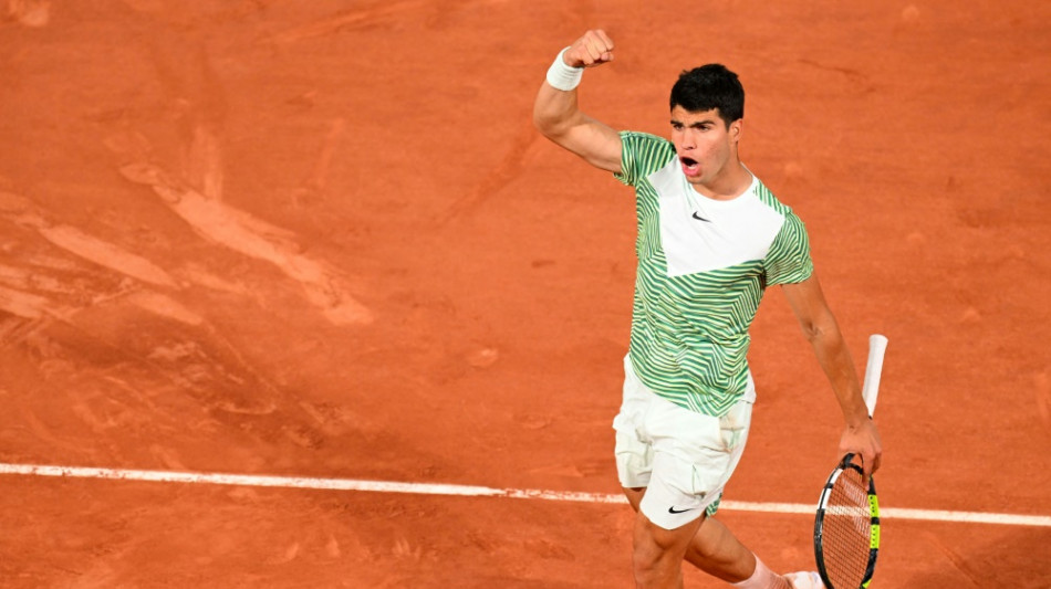 Alcaraz schl&auml;gt Tsitsipas: Traum-Halbfinale gegen Djokovic