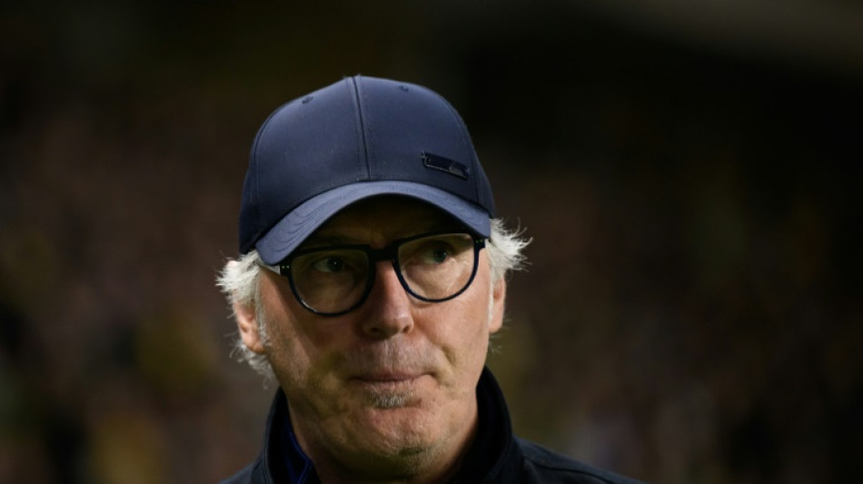 Lanterna do Campeonato Franc&ecirc;s, Lyon anuncia sa&iacute;da do t&eacute;cnico Laurent Blanc