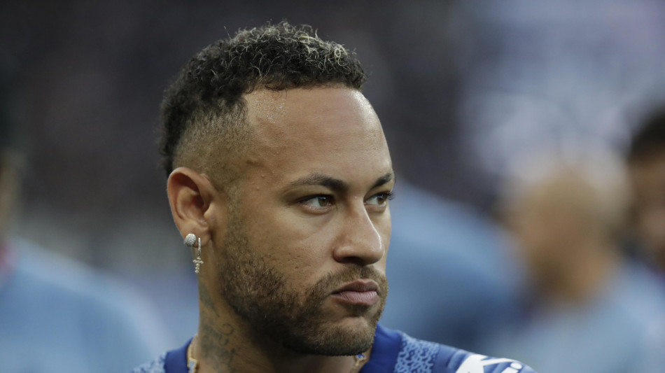 Il Santos di Neymar va male e licenzia l'allenatore